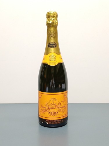 Champagne 1972 veuve - champagne, clicquot